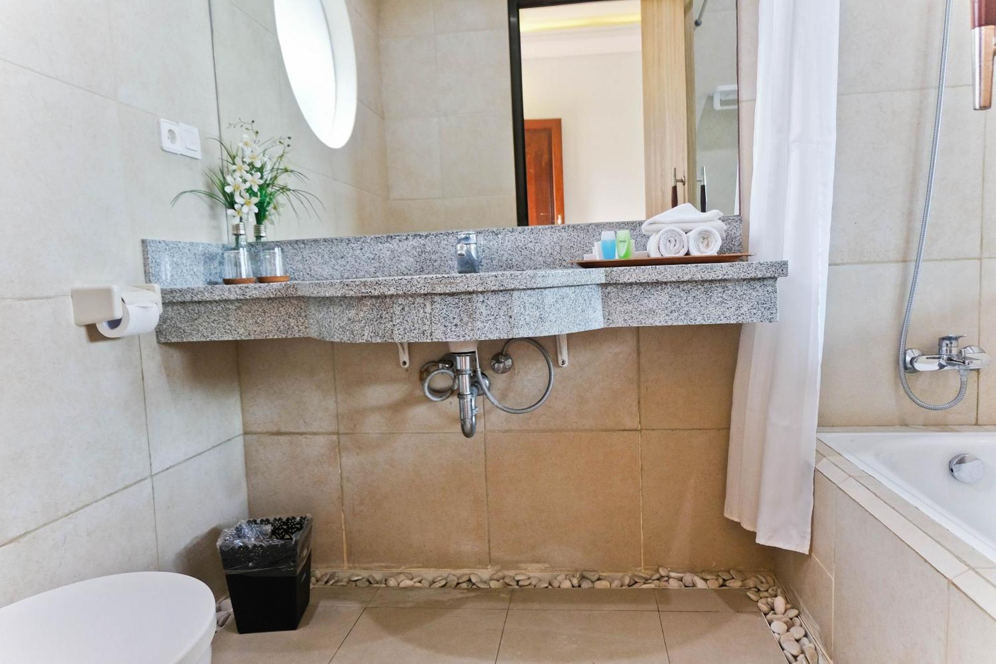 Graha Wiyata Hotel Tanah Lot Kültér fotó